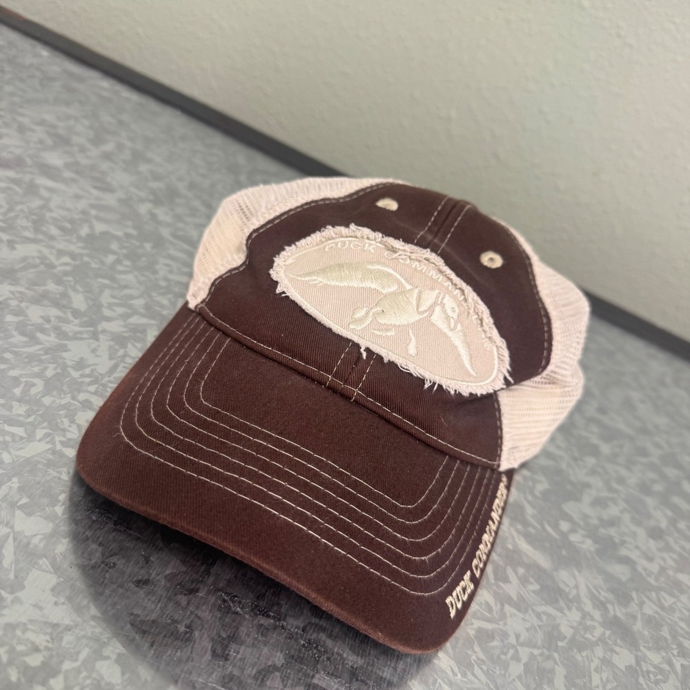Duck Commander Trucker‎ Hat Mens OSFM Brown Tan Excellent Distressed Mesh Cap